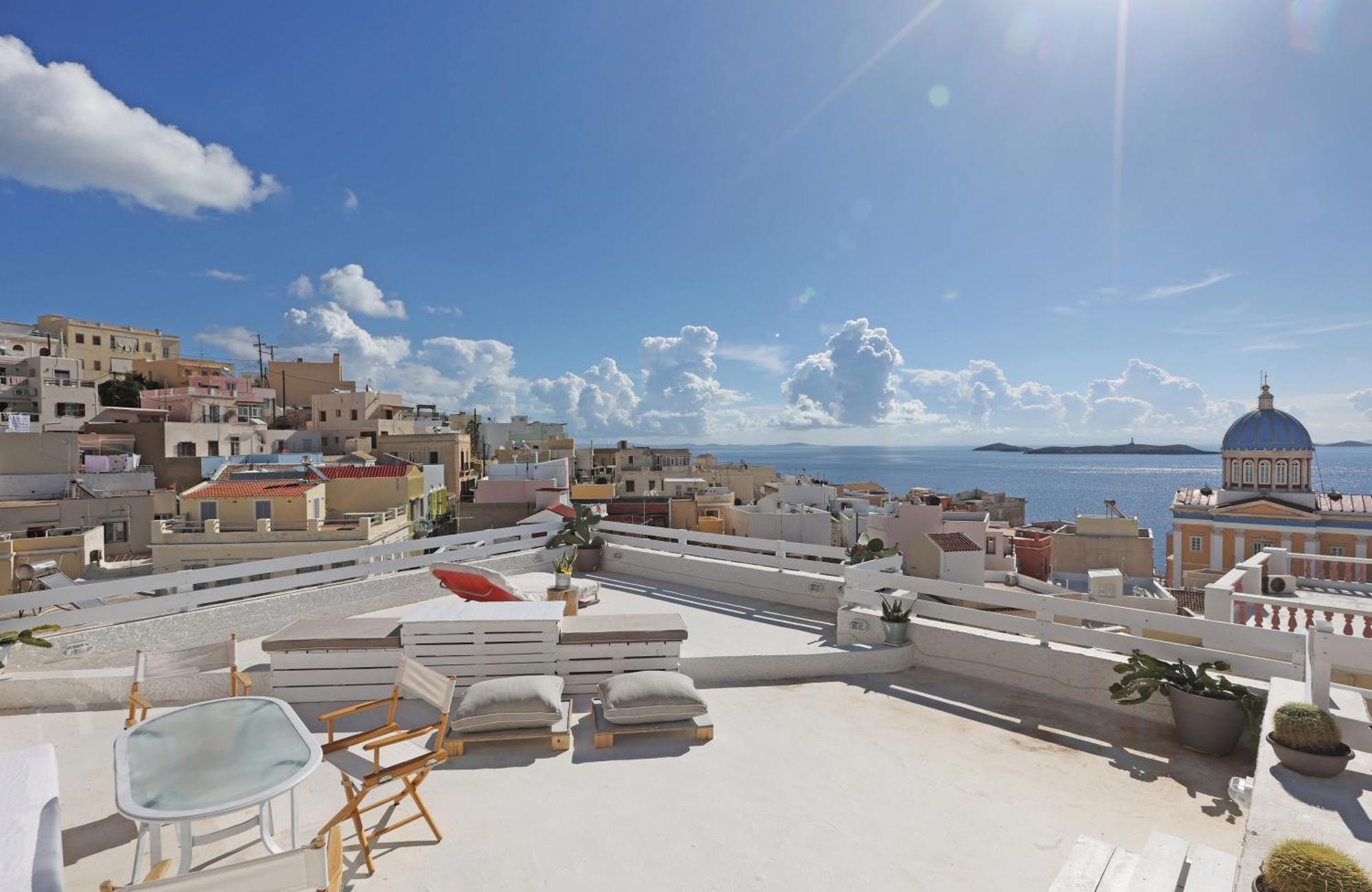 San Nikolas View Guest House Ermoupoli Eksteriør billede